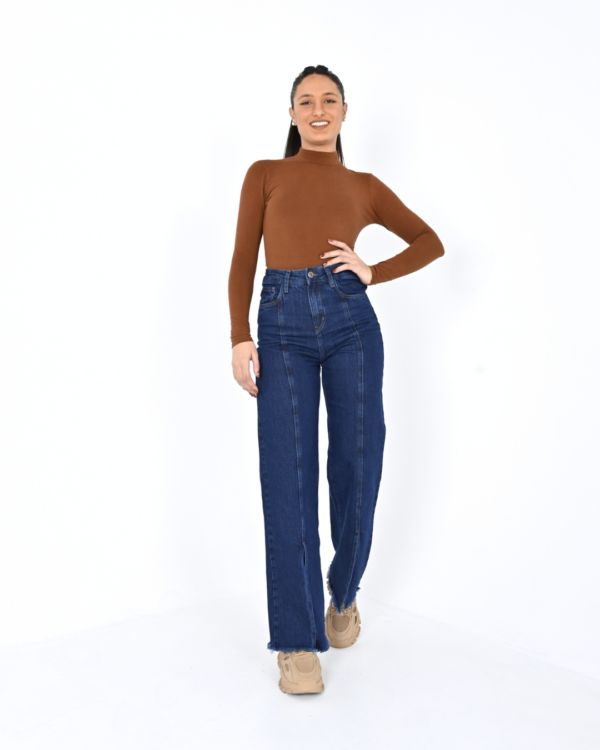 563 - Wide Leg