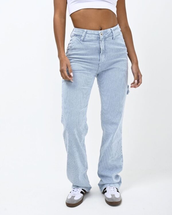 817- Jeans Recto Carpintero