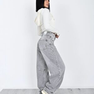 900– Jeans Barrel con Pinza
