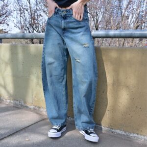 1109– Jeans Barrel
