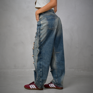1042– Jeans Barrel
