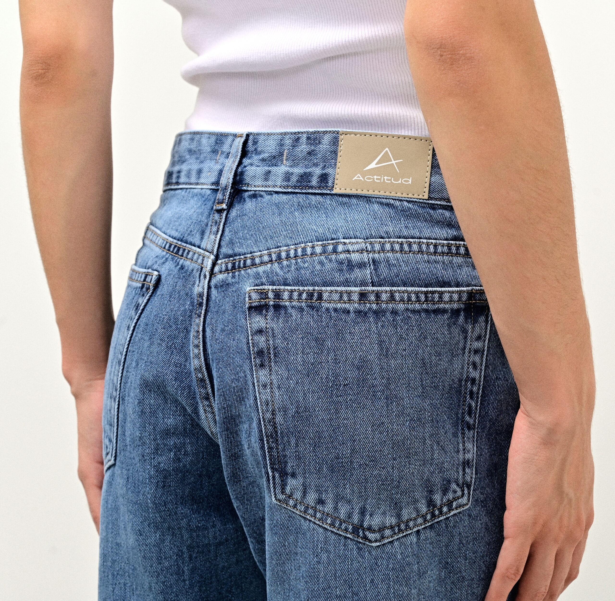 1126- Jeans Mom - Imagen 7